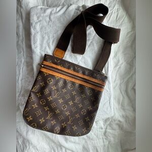 Louis Vuitton Pochette Bosphore Brown Monogram Crossbody Bag DISCONTINUED